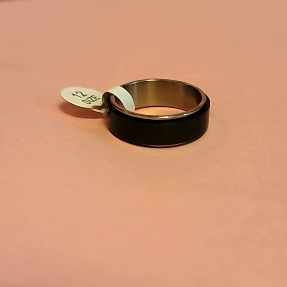 Fidget Ring - Picture 6 of 6